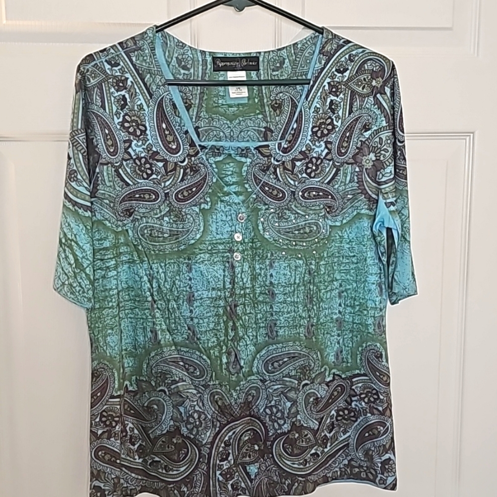 Appropriate Behavior Paisley Top, L